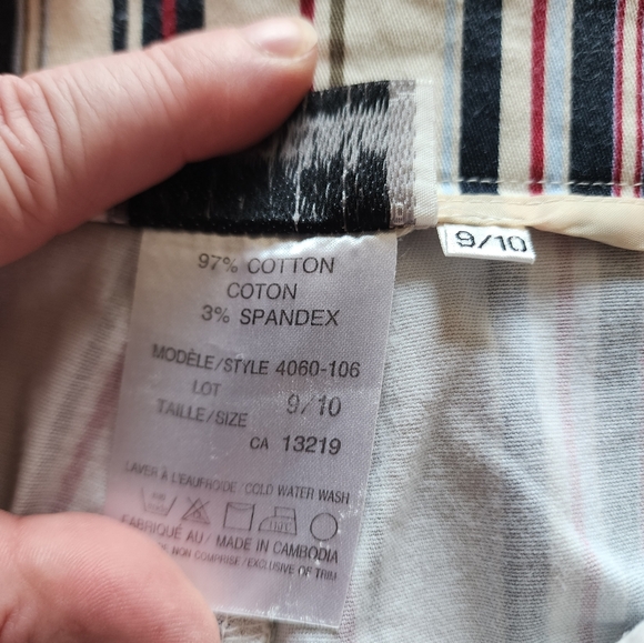 Wardrobe essential fitted capris, striped pants, size 9/10 - Picture 5 of 9